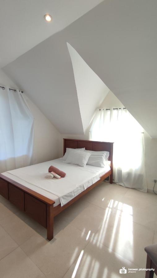 El Castillo Bed And Breakfast Angono Exterior photo